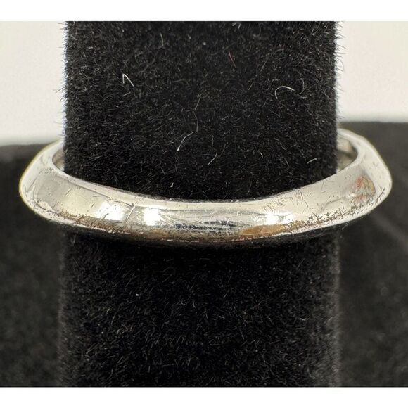 Silver Tone Solitaire Cushion Cut Adjustable Statement Ring Signed NV Sz 4.5-6.5 - Picture 6 of 8